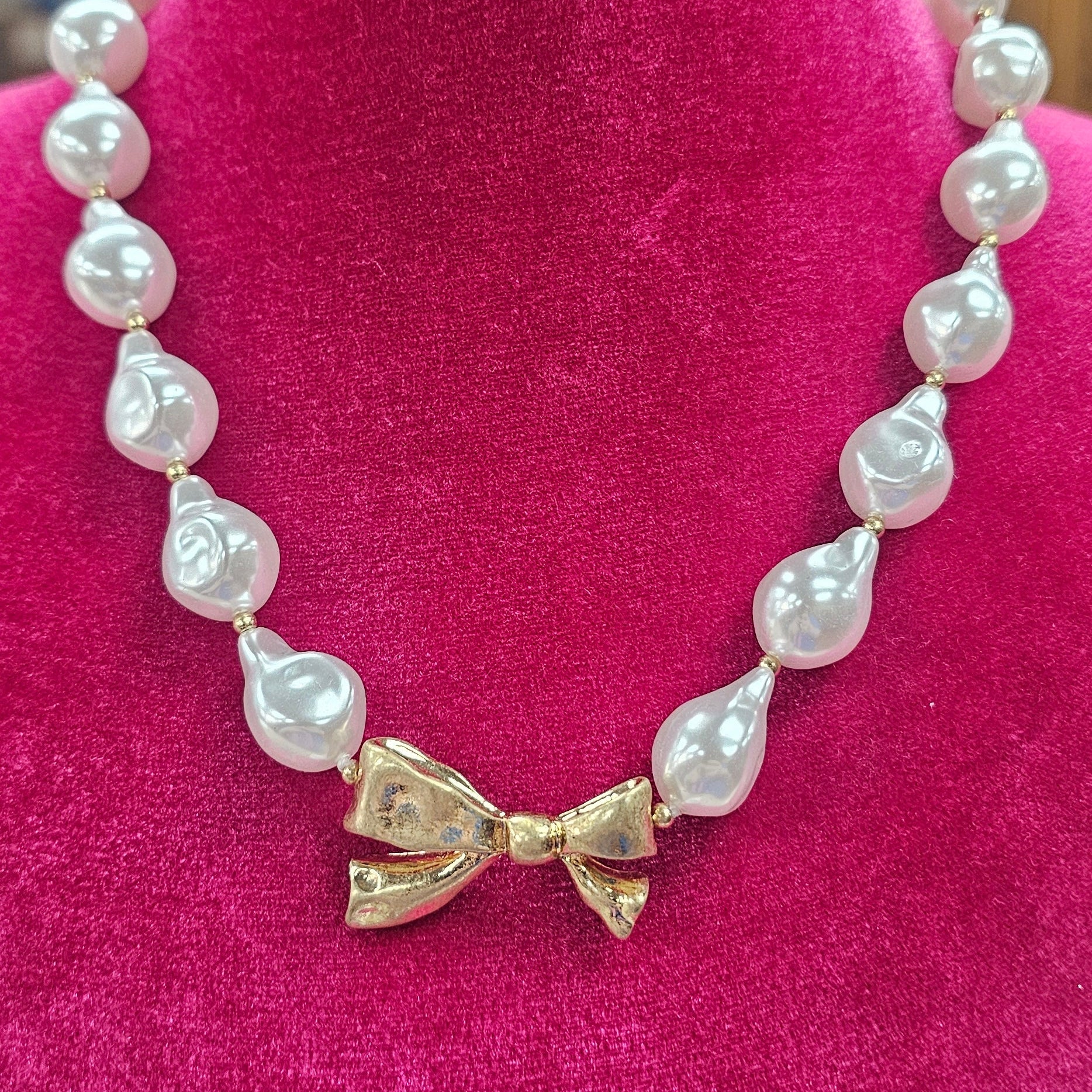Pearl and Bow Necklace